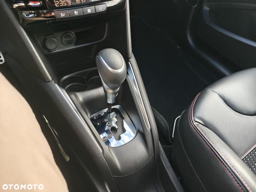 Peugeot 208 PureTech 110 Stop & Start EAT6 Allure - 20