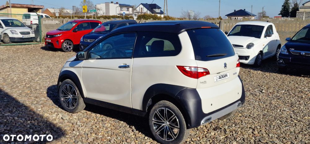 Aixam Crossover - 15
