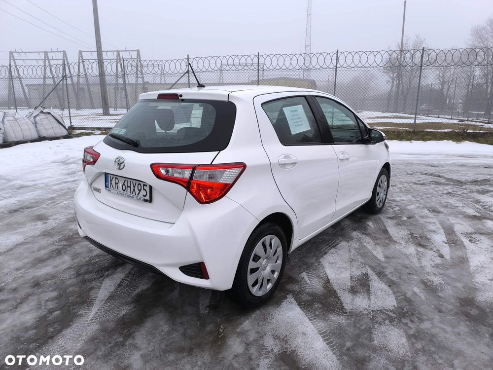 Toyota Yaris 1.5 Active - 8