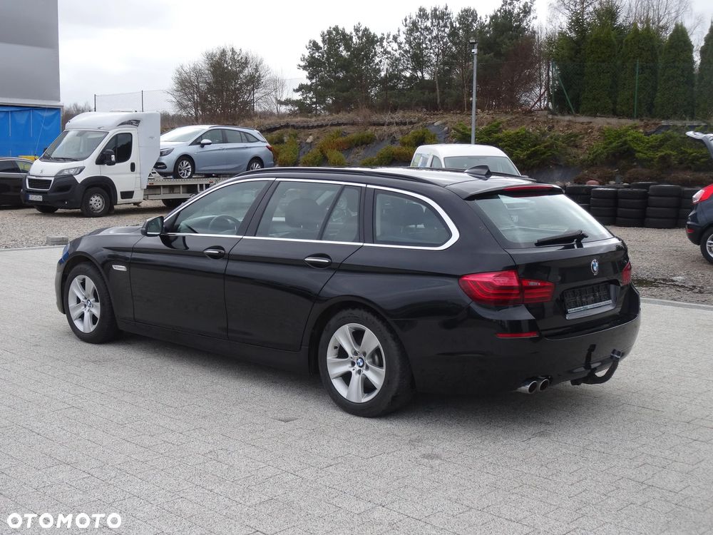 BMW Seria 5 525d xDrive Sport-Aut - 7