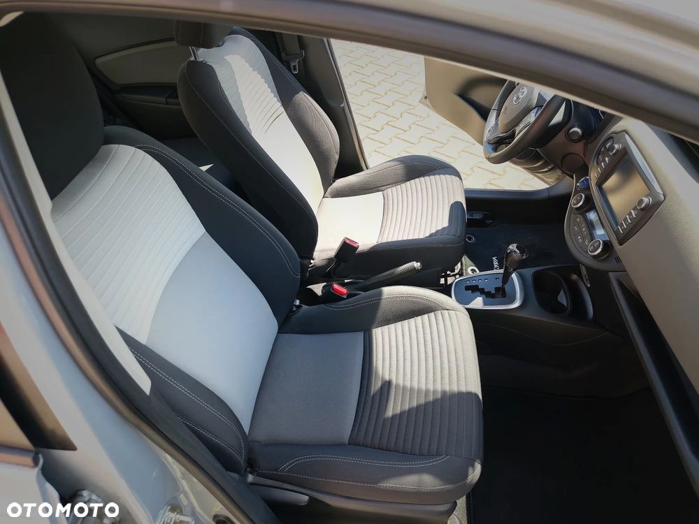 Toyota Yaris 1.5 VVT-i Selection - 9