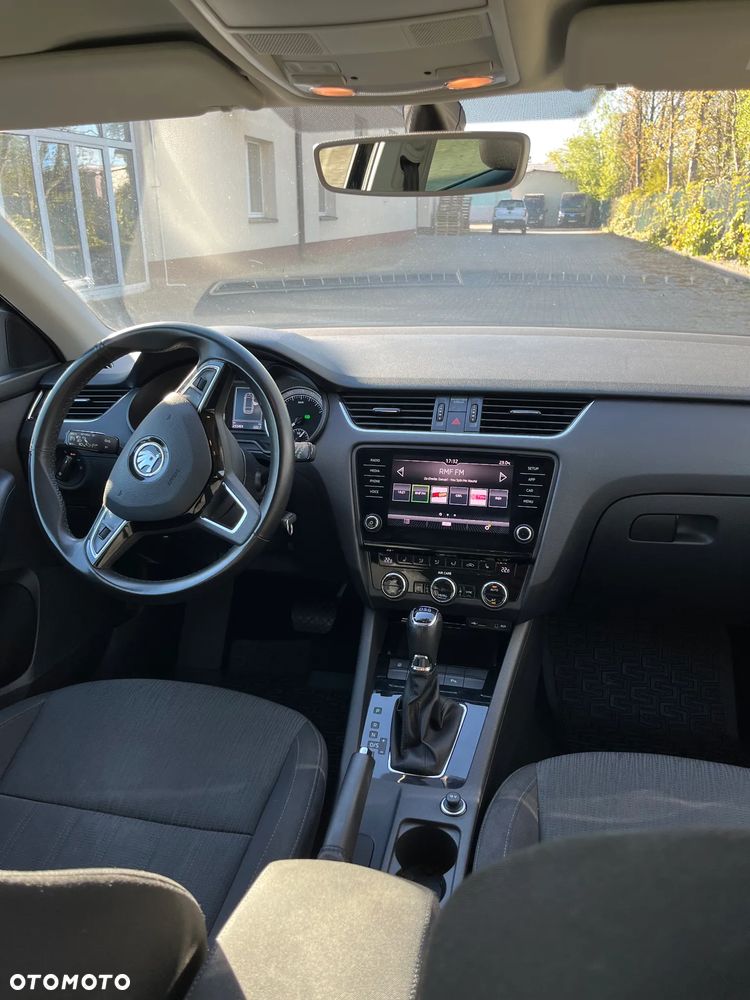 Skoda Octavia 2.0 TDI Style DSG - 15