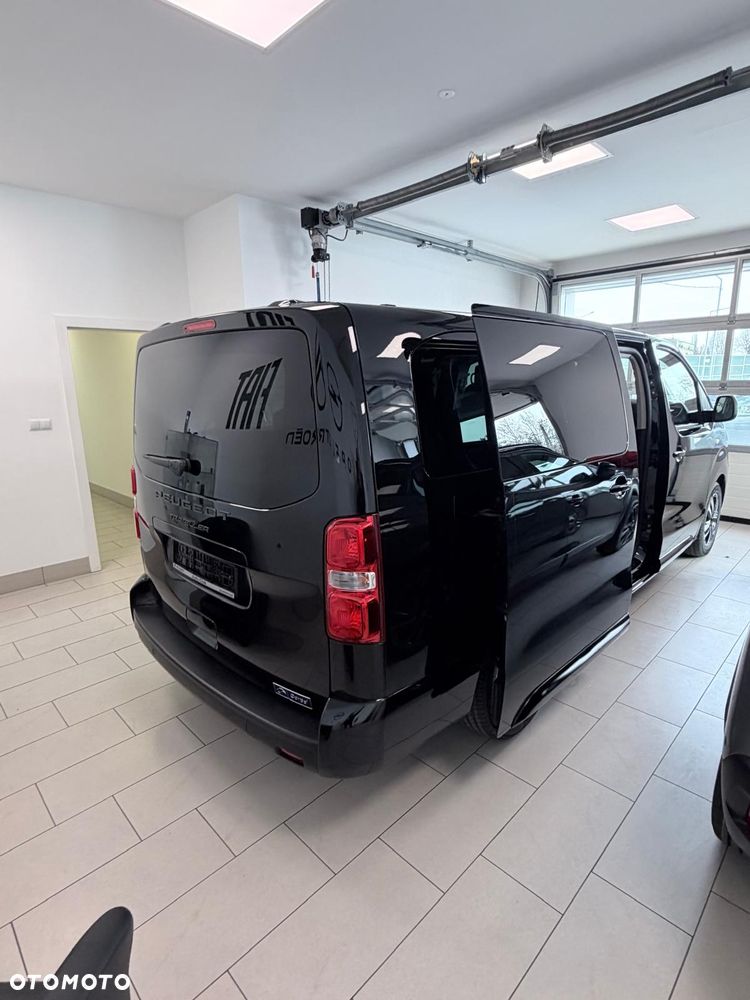 Peugeot Traveller 2.2 BlueHDi Long Business VIP EAT8 - 3