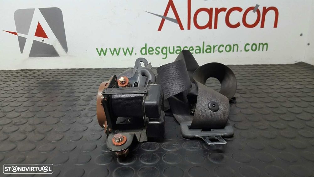 CINTO DE SEGURANÇA TRASEIRO DIREITO KIA SORENTO 2.5 CRDI EX - 2