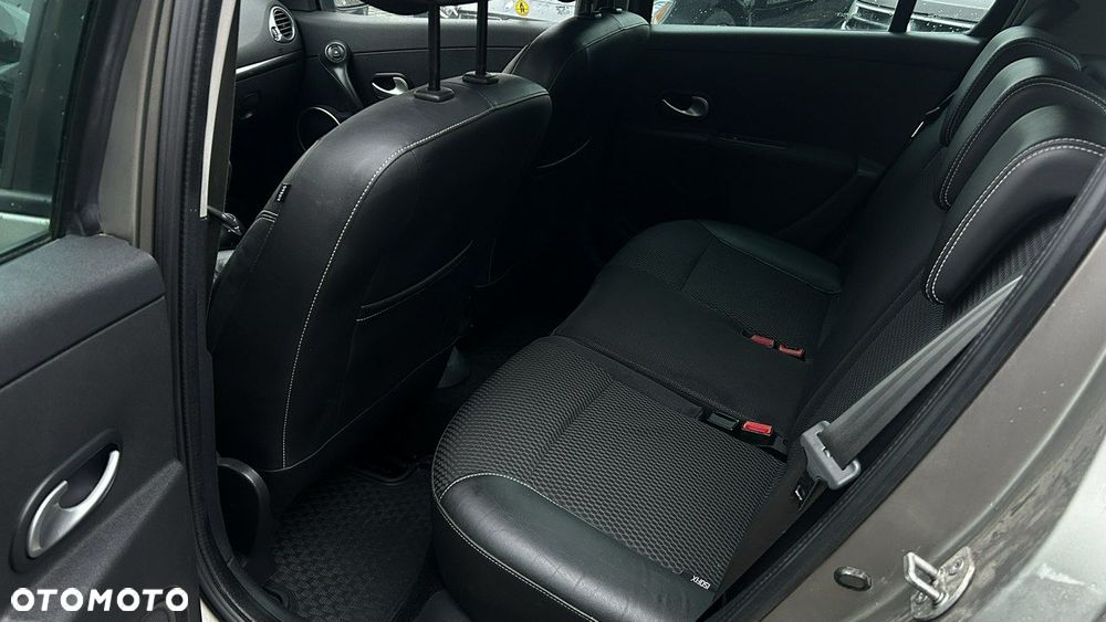 Renault Clio - 20