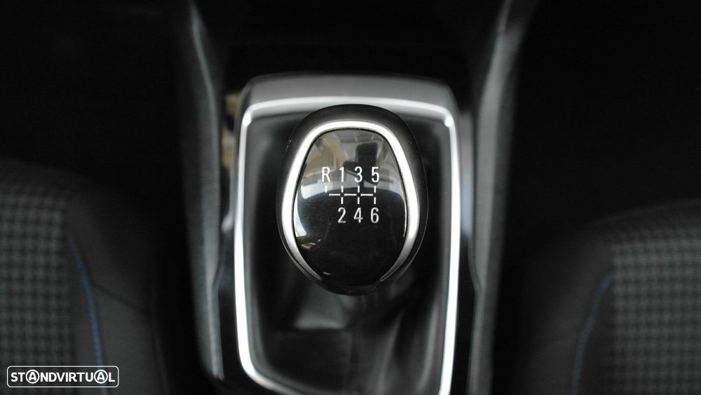Peugeot 308 1.2 PureTech Style - 42