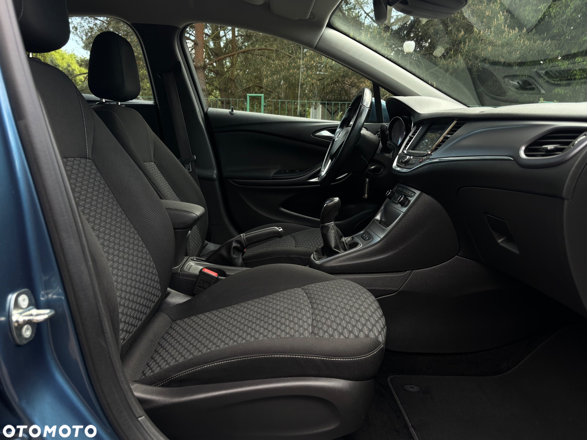 Opel Astra 1.4 Turbo Dynamic - 23