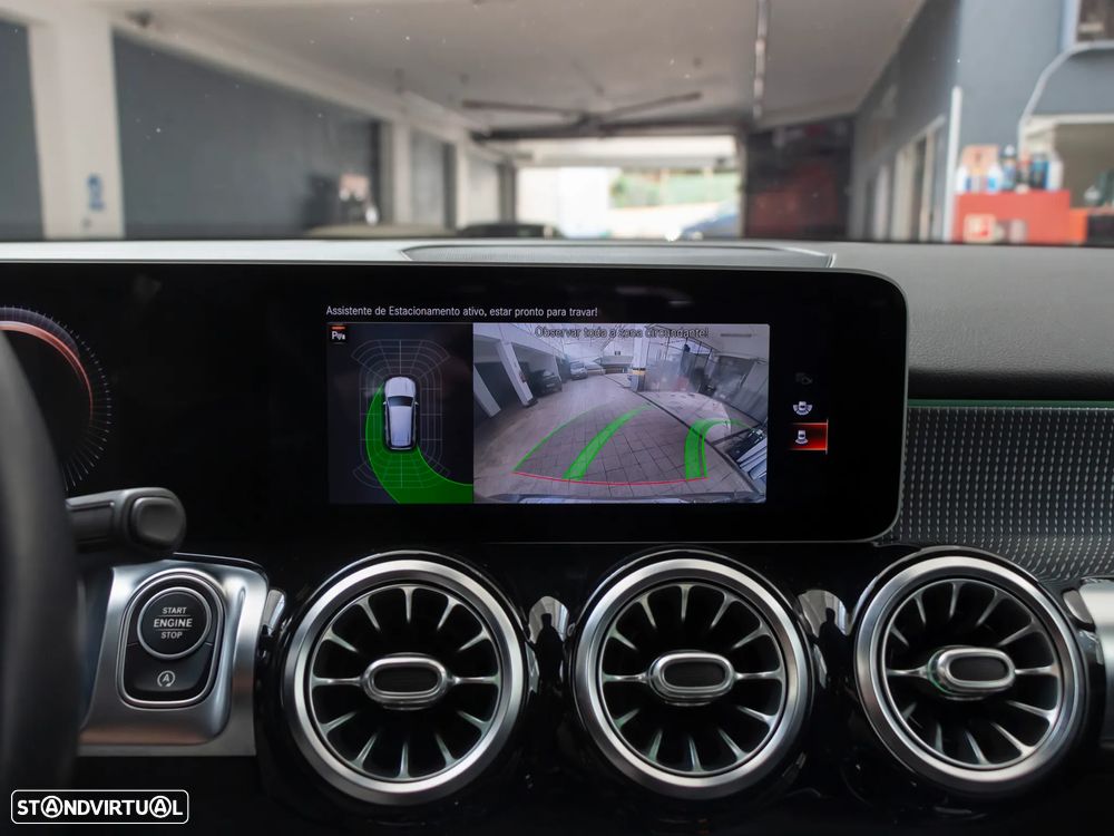 Mercedes-Benz GLB 200 d Progressive - 37