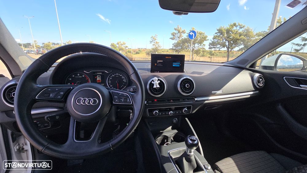Audi A3 Sportback 30 TFSI - 3