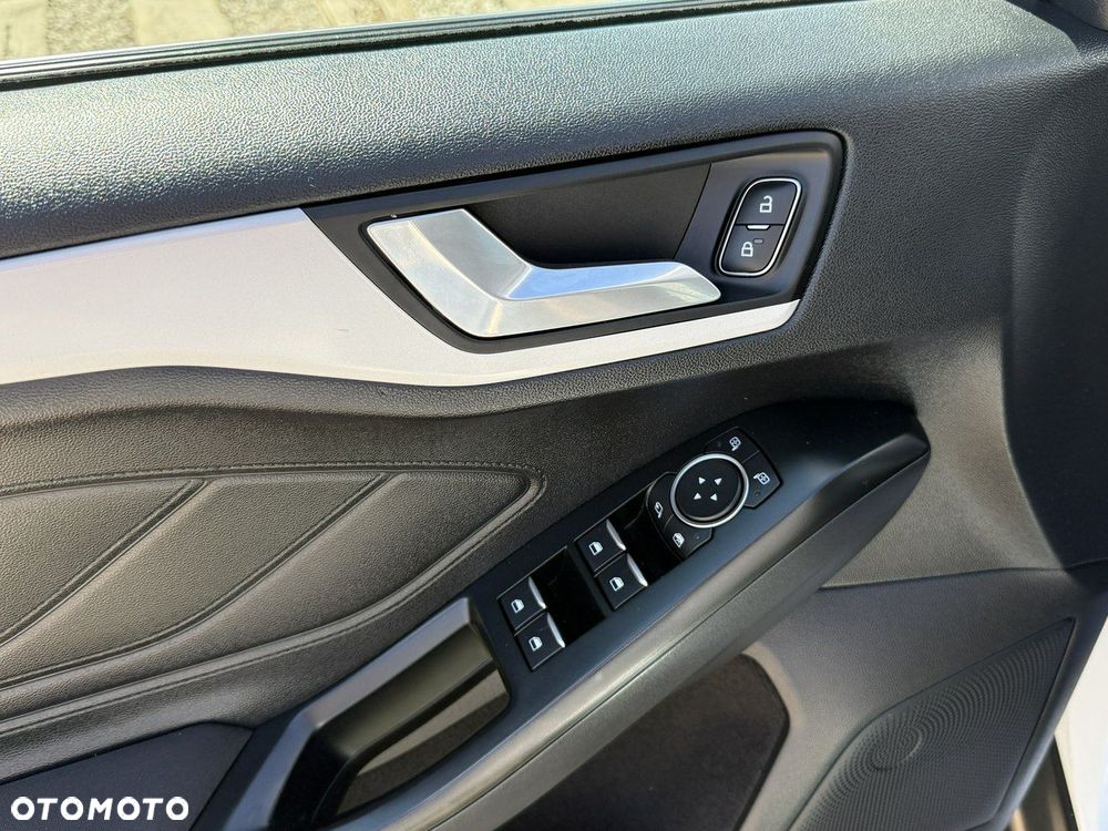 Ford Focus - 22