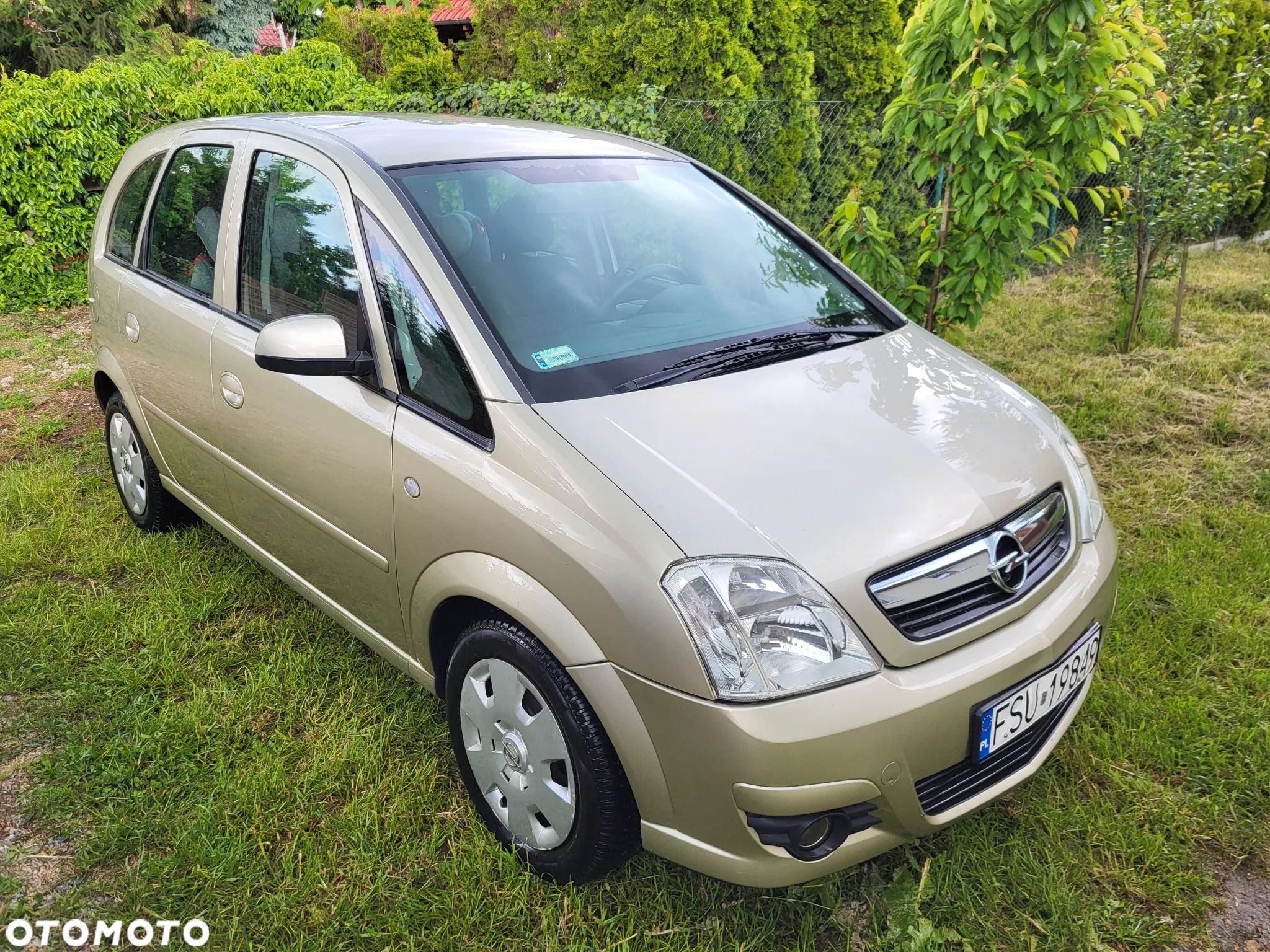 Opel Meriva 1.4 Essentia - 1