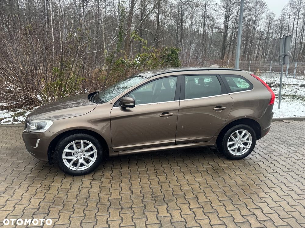Volvo XC 60 D4 AWD Base - 2