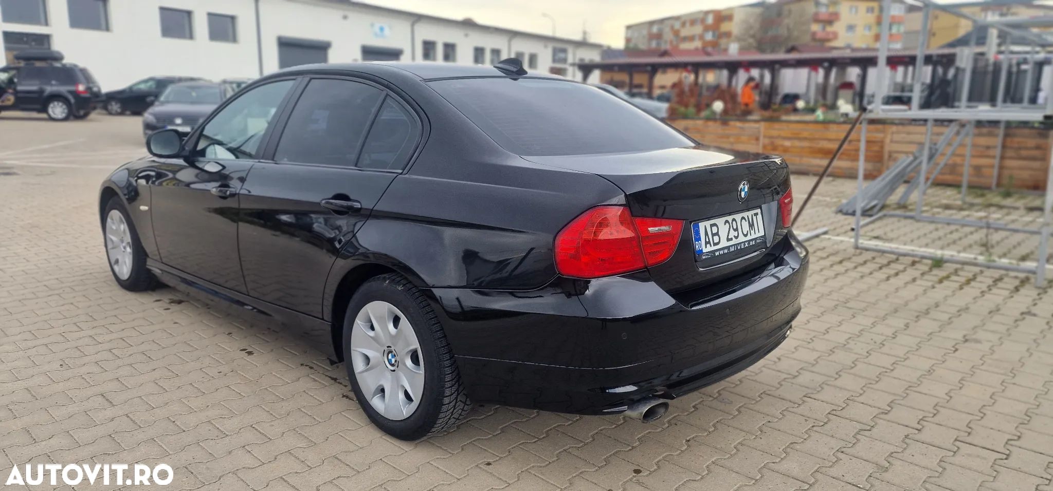BMW Seria 3 - 1