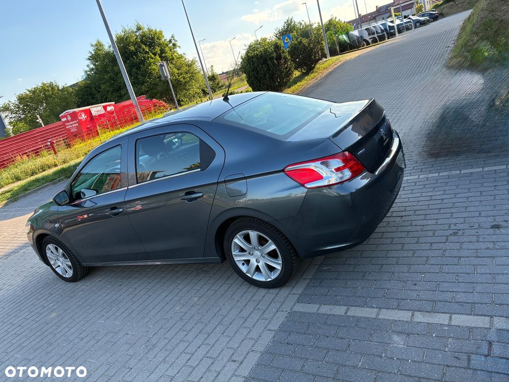 Peugeot 301 1.6 BlueHDi Allure - 3