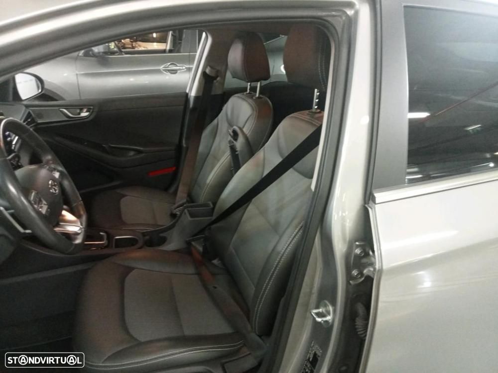 Hyundai Ioniq 1.6 GDI HEV - 4