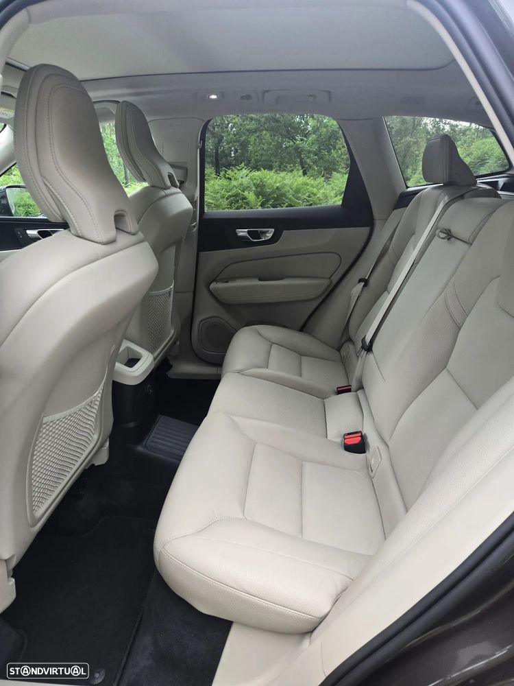 Volvo XC 60 - 6