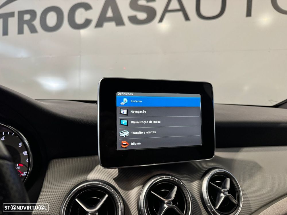 Mercedes-Benz CLA 180 d Shooting Brake Urban - 41