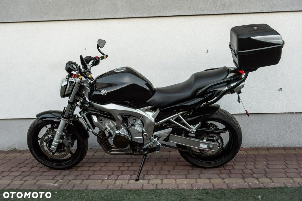 Yamaha FZ - 7