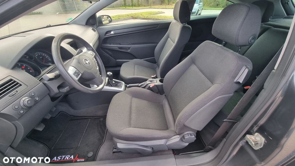 Opel Astra GTC 1.6 Sport - 9
