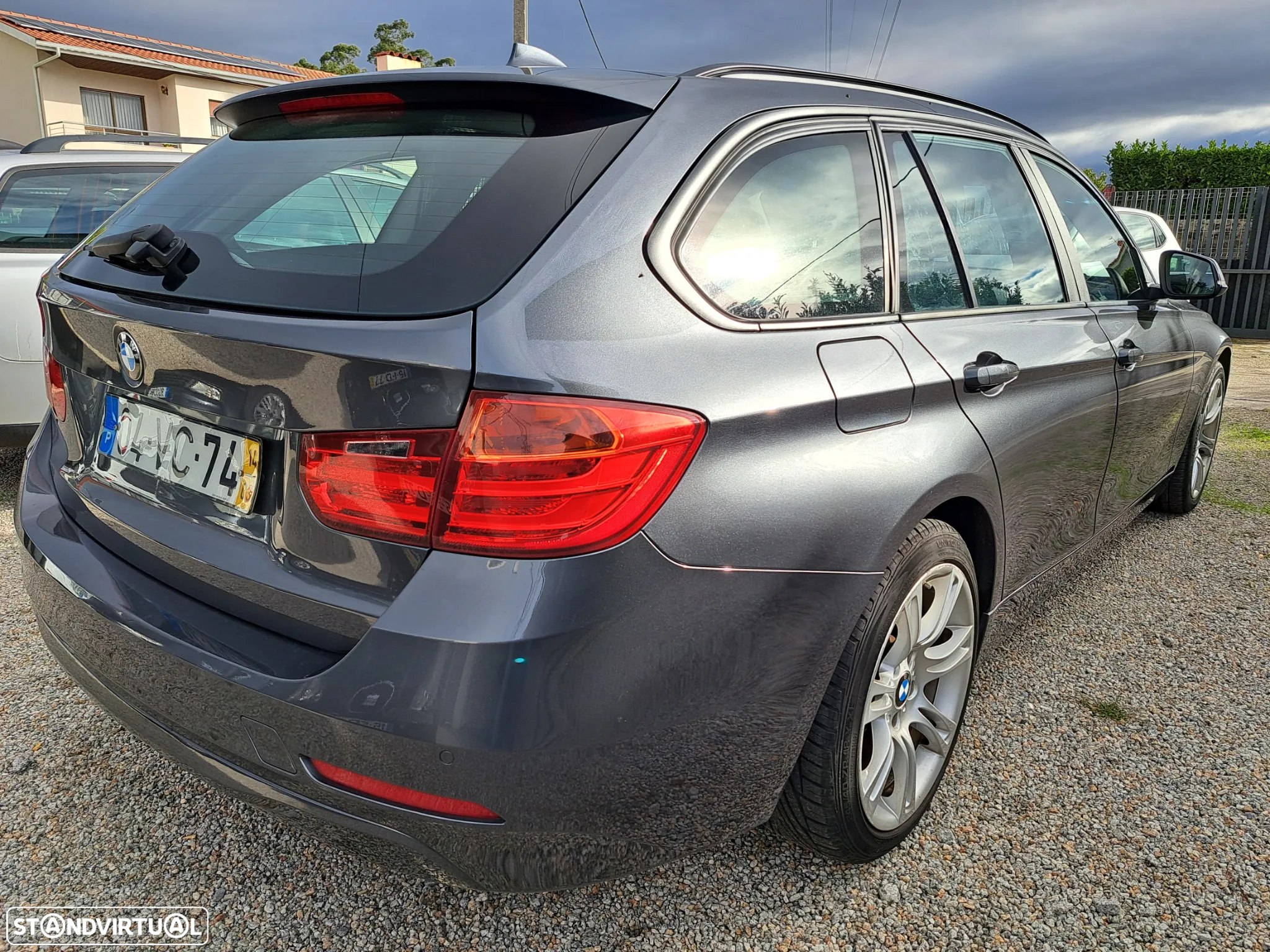 BMW 318 d Touring Line Luxury - 3