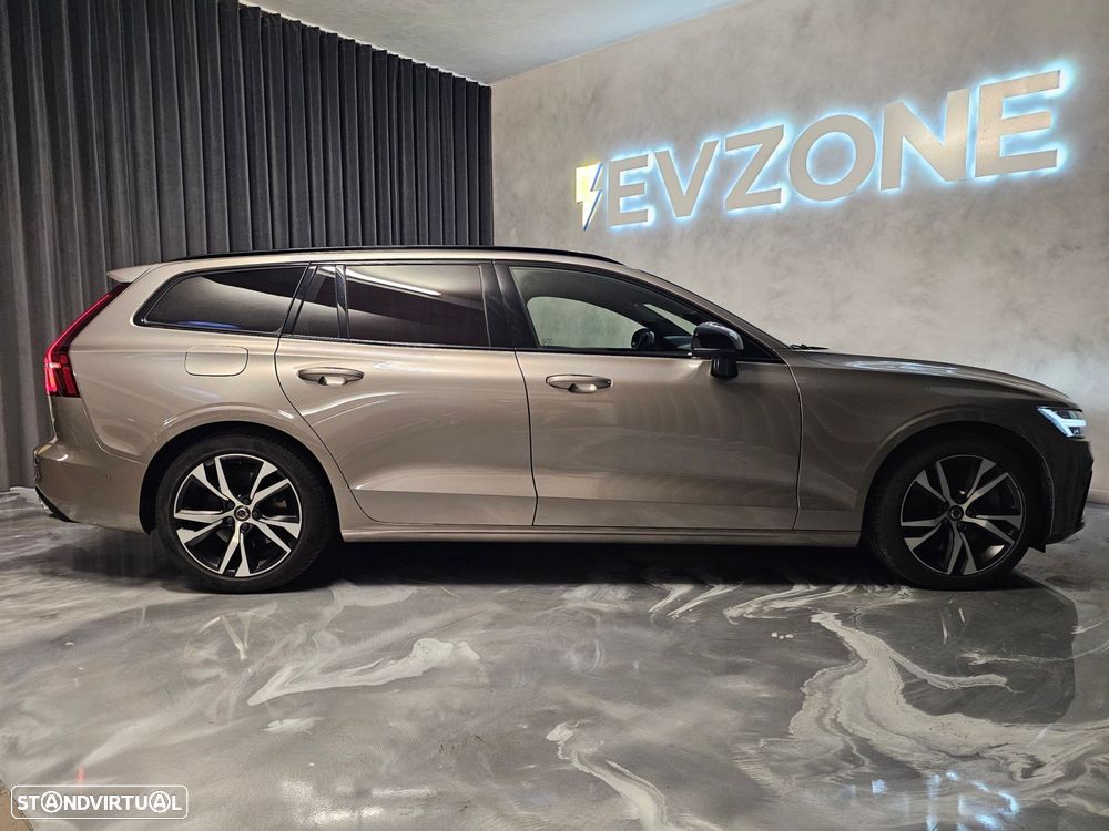 Volvo V60 2.0 T8 AWD TE R-Design - 7