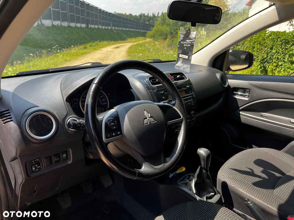 Mitsubishi Space Star 1.2 Intense - 11