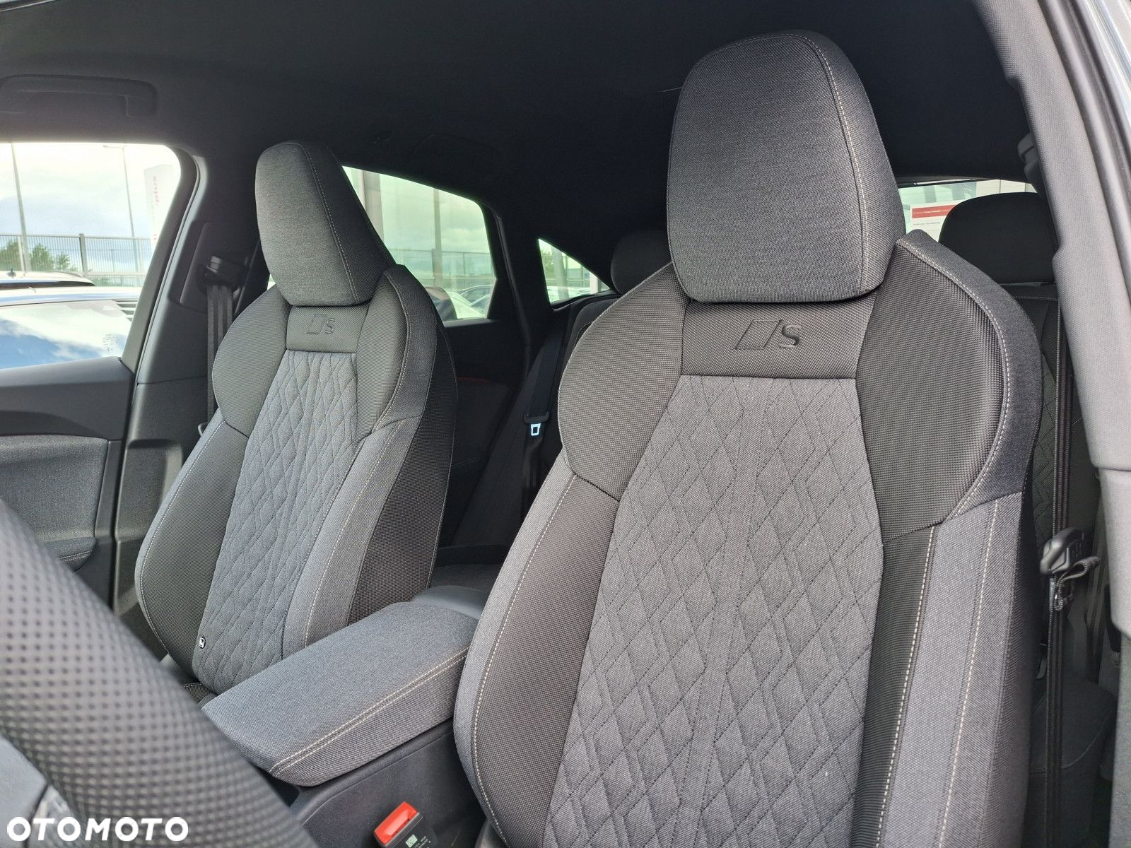 Audi Q5 Sportback - 28
