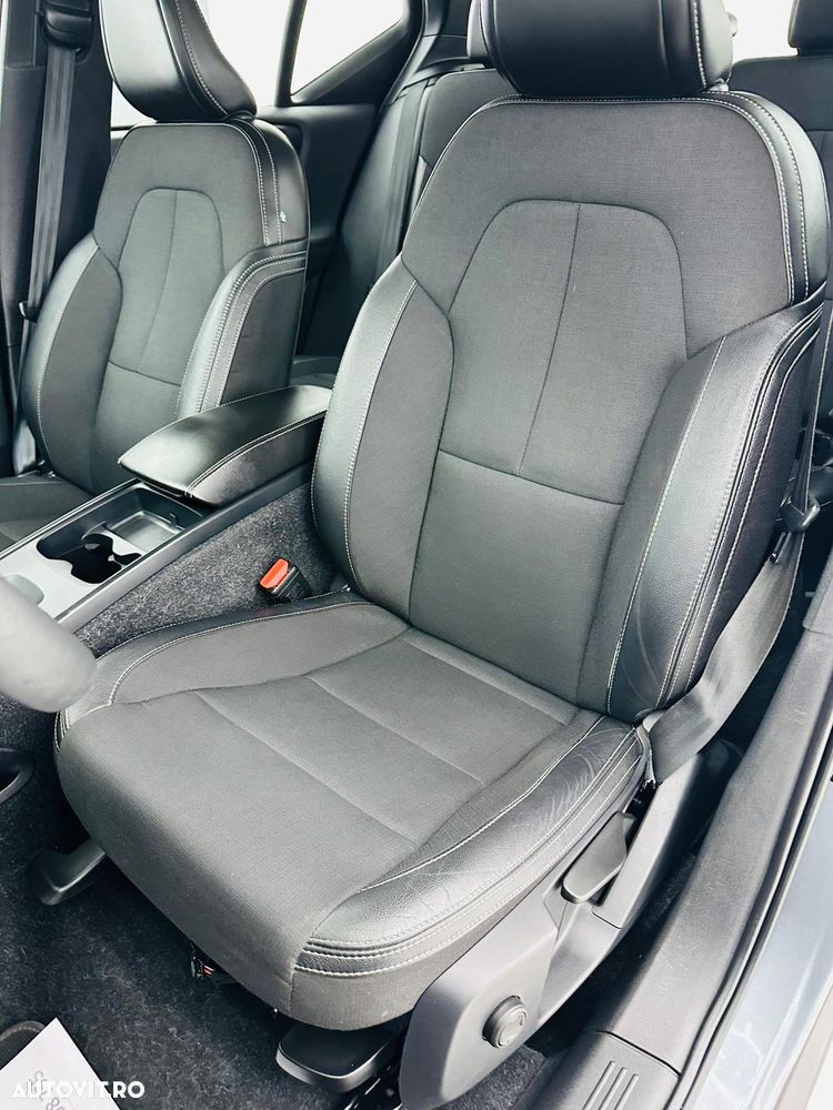 Volvo XC 40 T3 Momentum - 16