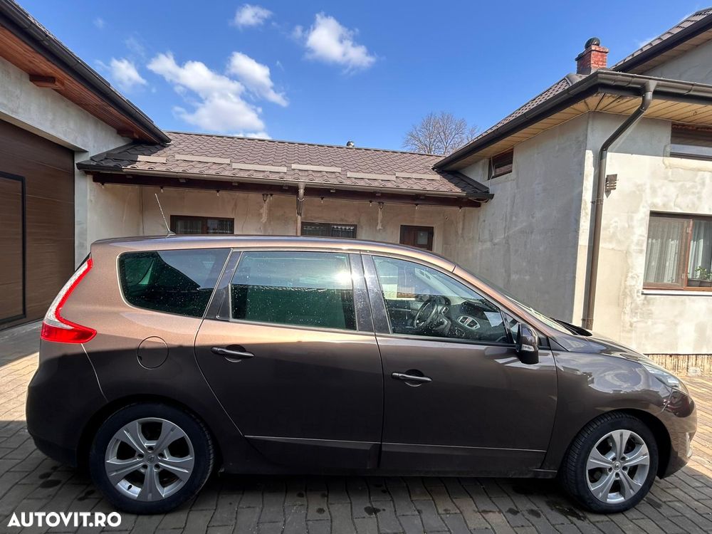 Renault Grand Scenic Energy dCi 110 Start & Stop Dynamique - 9