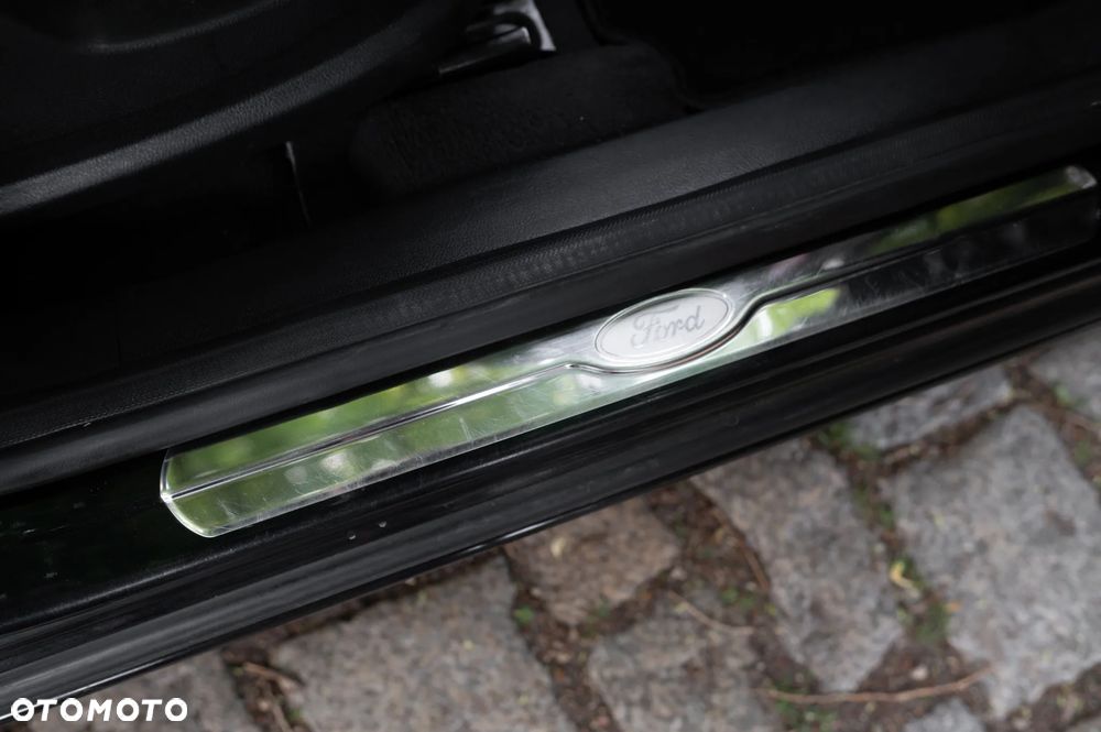 Ford S-Max 2.2 TDCi DPF Titanium - 25