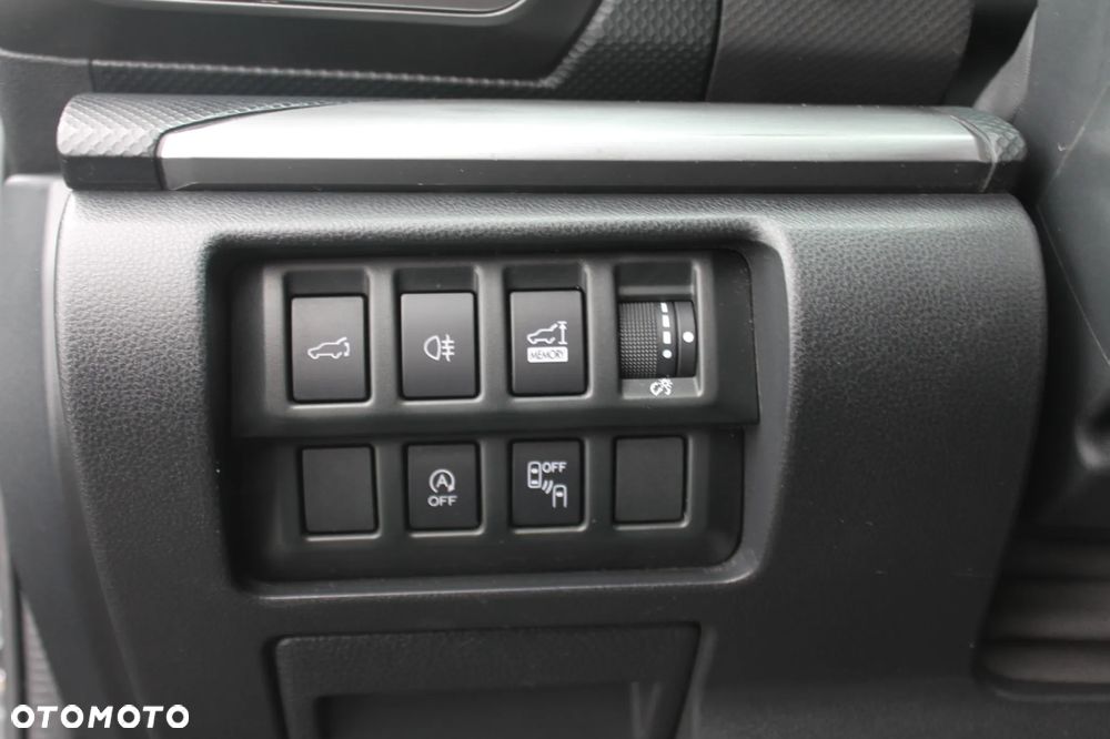 Subaru Forester 2.5 X Premium - 29