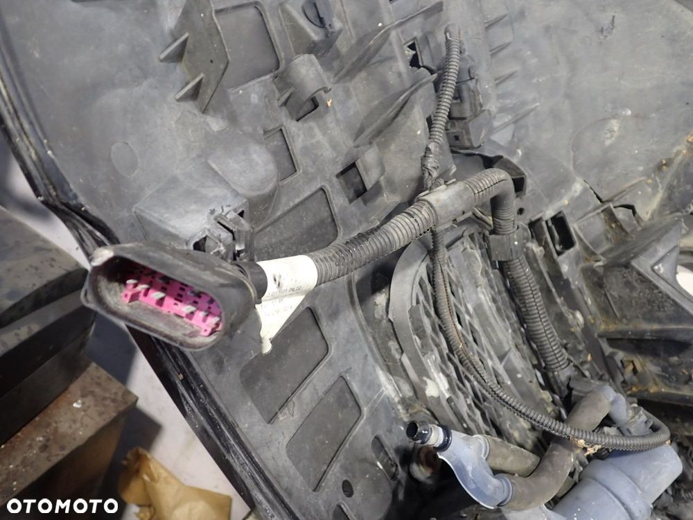 ZDERZAK PRZÓD VOLKSWAGEN TOUAREG 5.0 - 20