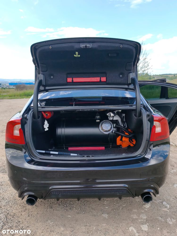 Volvo S60 T6 AWD Geartronic RDesign - 20