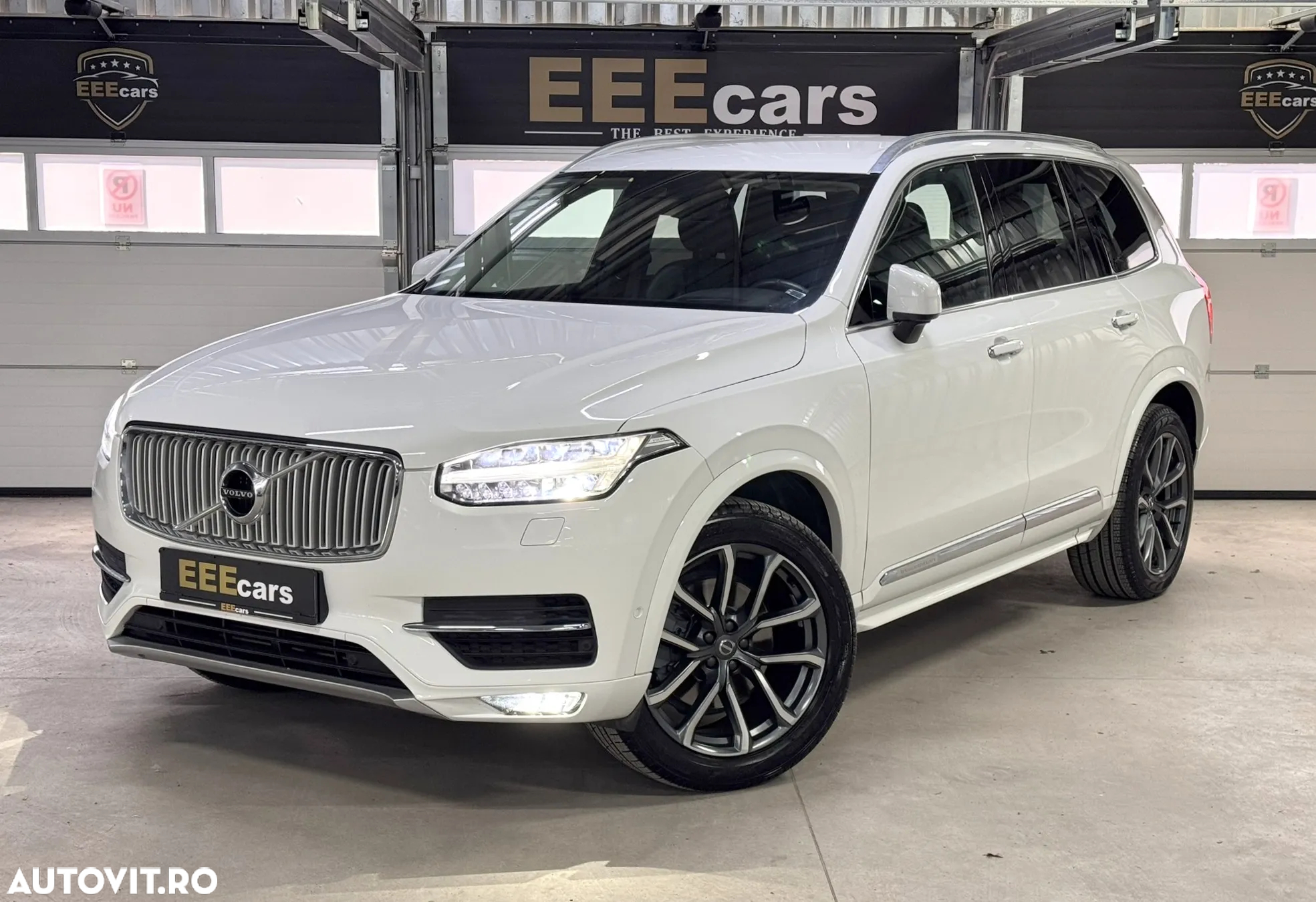 Volvo XC 90 D5 AWD Geartronic Inscription - 34