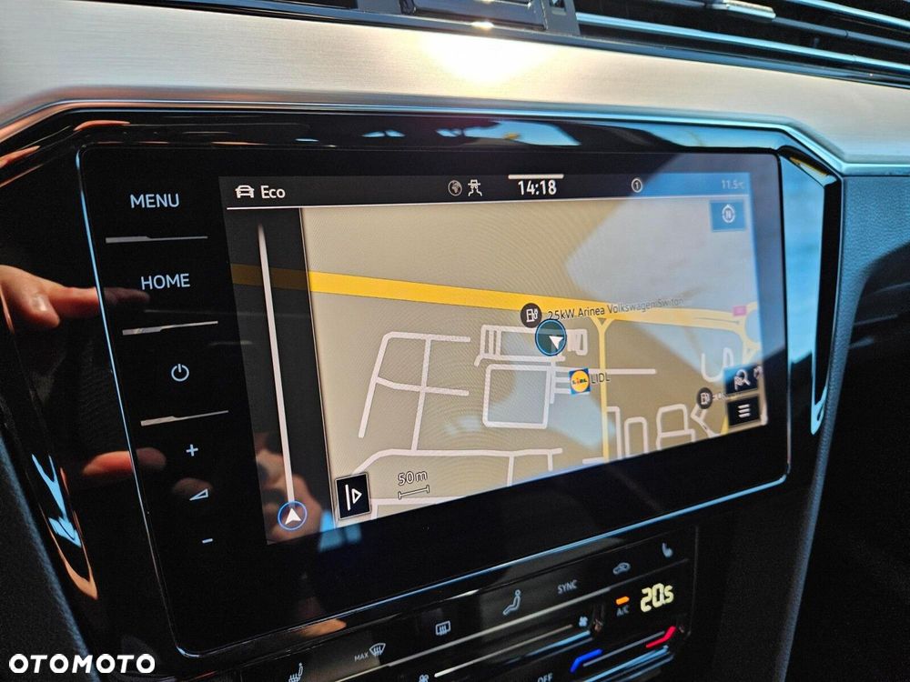 Volkswagen Passat Variant - 19