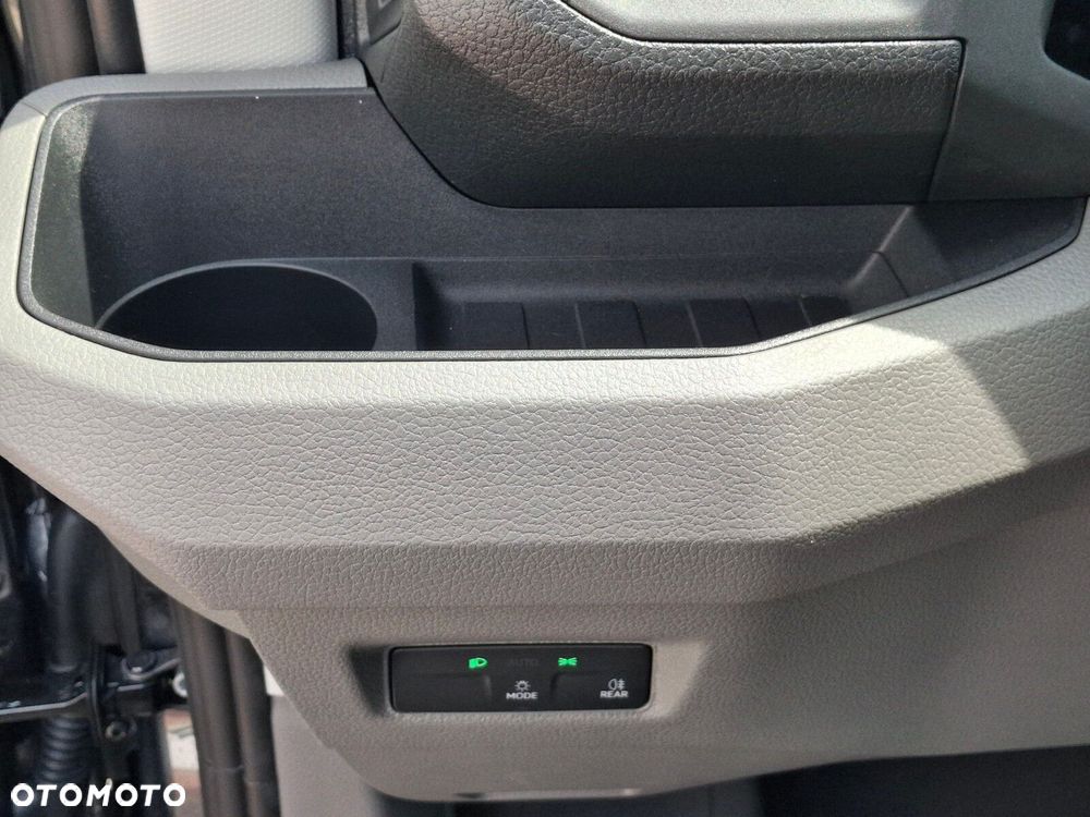 Volkswagen Crafter - 21
