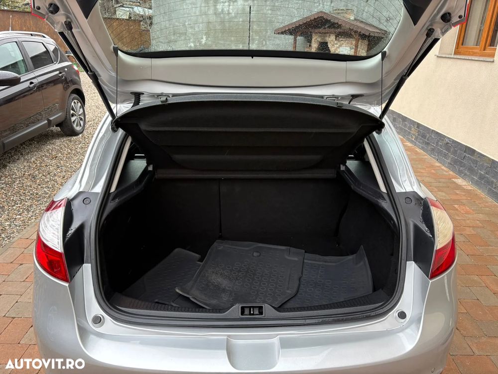 Renault Megane 1.5 dCI Privilege - 12