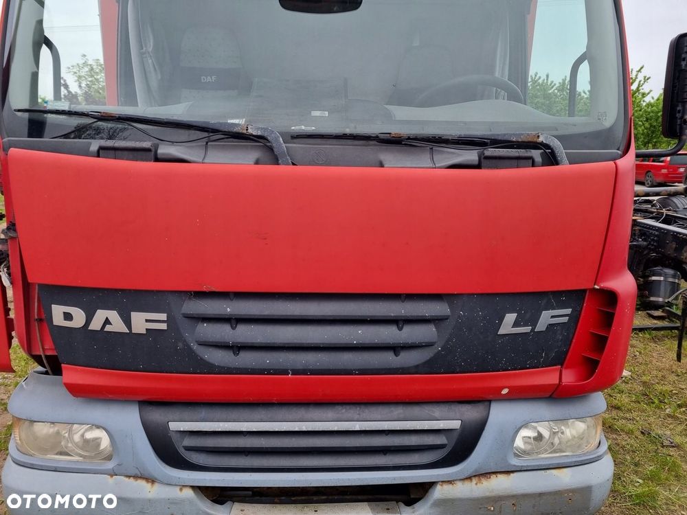 MASKA ATRAPA GRILL DAF 45 55 LF EURO 5 - 1