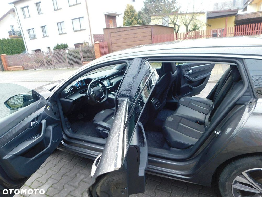 Peugeot 508 1.6 PureTech HYbrid PHEV Allure Pack S&S EAT8 - 17