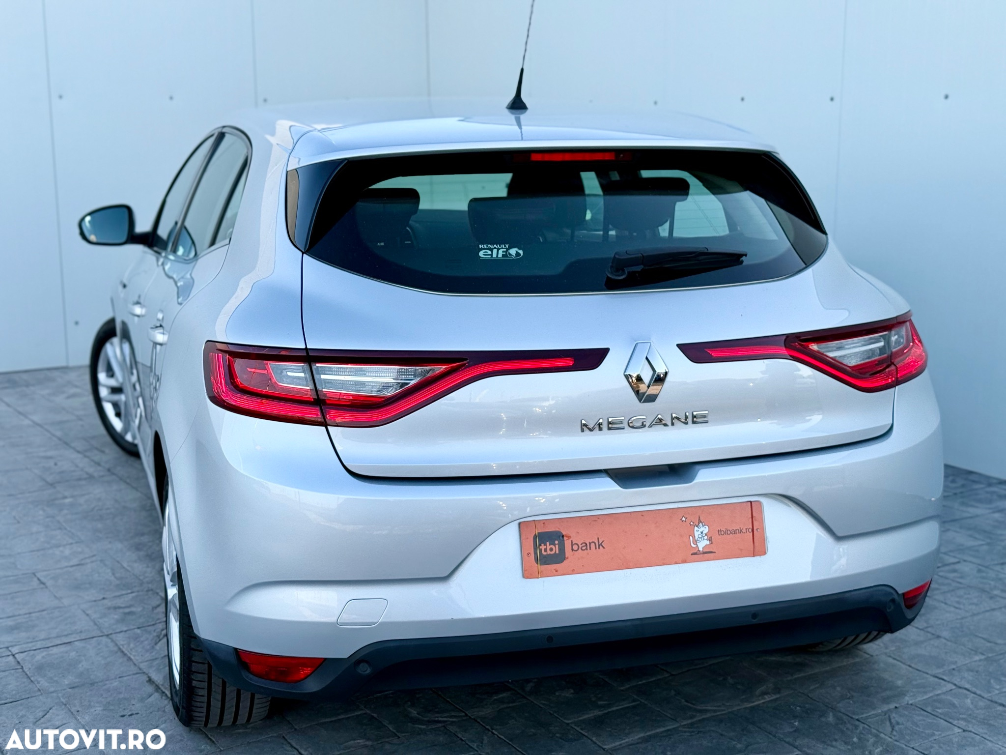 Renault Megane Energy dCi Intens - 13