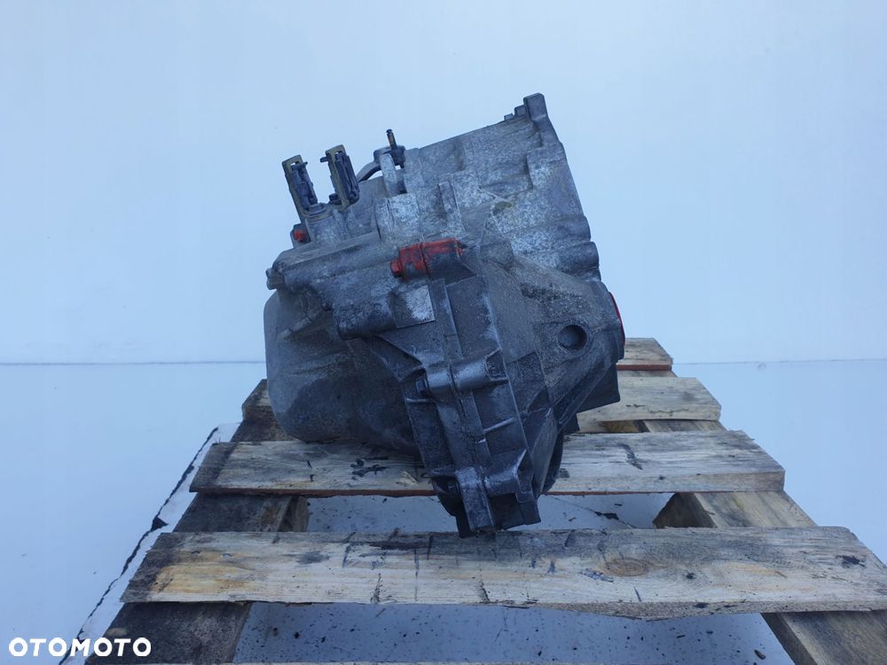 Volvo S60 V70 II S80 2.4 SKRZYNIA BIEGÓW P1208962 1208962 20 zębów 105tys - 5