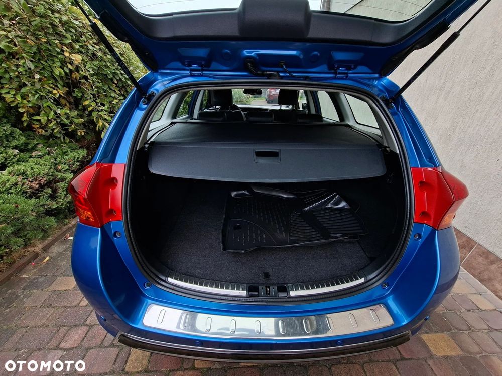 Toyota Auris 1.6 Valvematic Executive - 14
