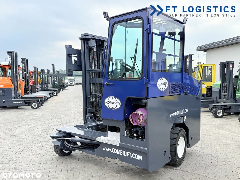 Combilift WÓZEK CZTEROKIERUNKOWY - WIELOKIERUNKOWY | COMBILIFT C4000S | GAS | TRIPLEX 5550MM | POZYCJONER WIDEŁ | WOLNY SKOK | NOWE OPONY | PO SERWISIE | STAN IDEALNY | Szeroka oferta wózków czterokierunkowych i bocznych, dopasowanych do różnorodnych potrzeb i zastosowań - 30