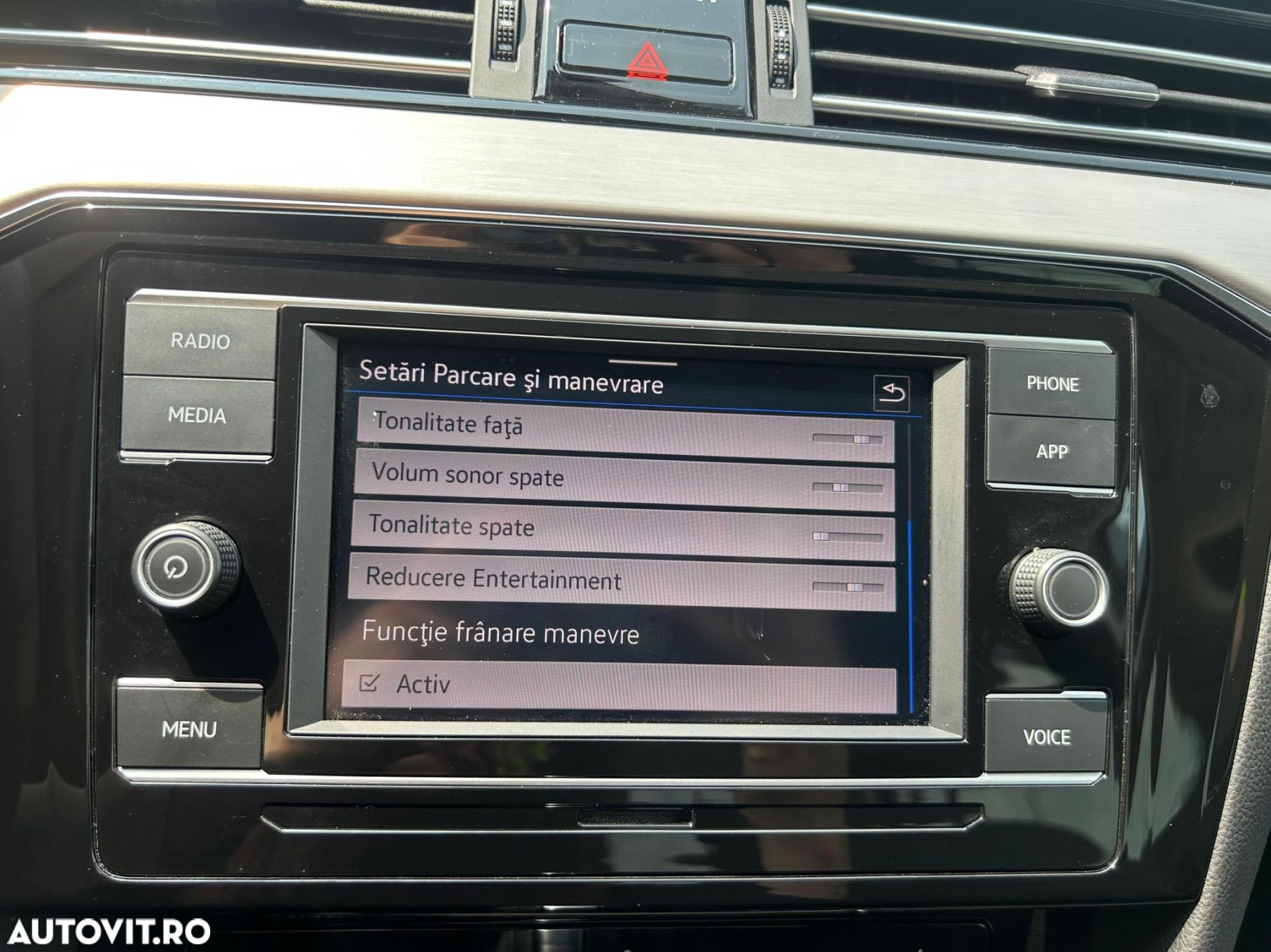 Volkswagen Passat 2.0 TDI DSG Highline - 25