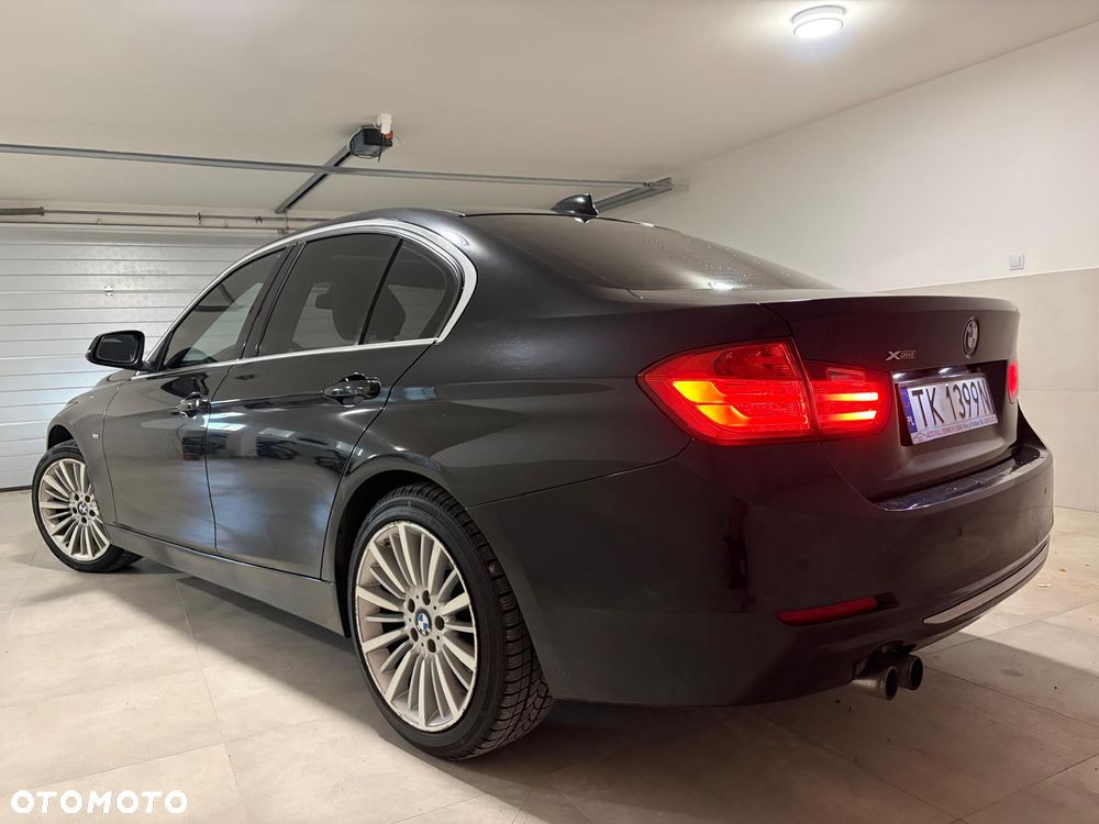 BMW Seria 3 328i Luxury Line - 6