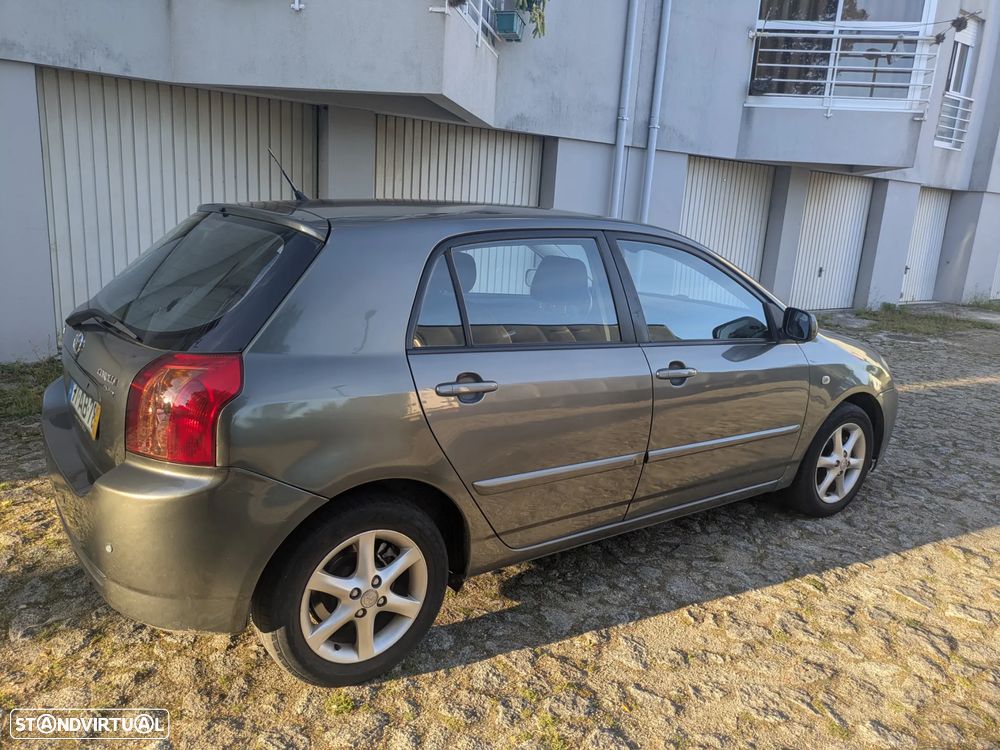 Toyota Corolla 1.4 D-4D - 3