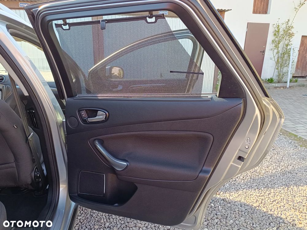 Ford Mondeo 2.0 T Titanium S MPS6 - 32