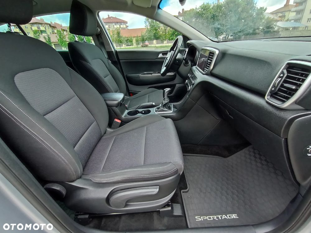 Kia Sportage 1.6 CRDI Black Edition 2WD - 27