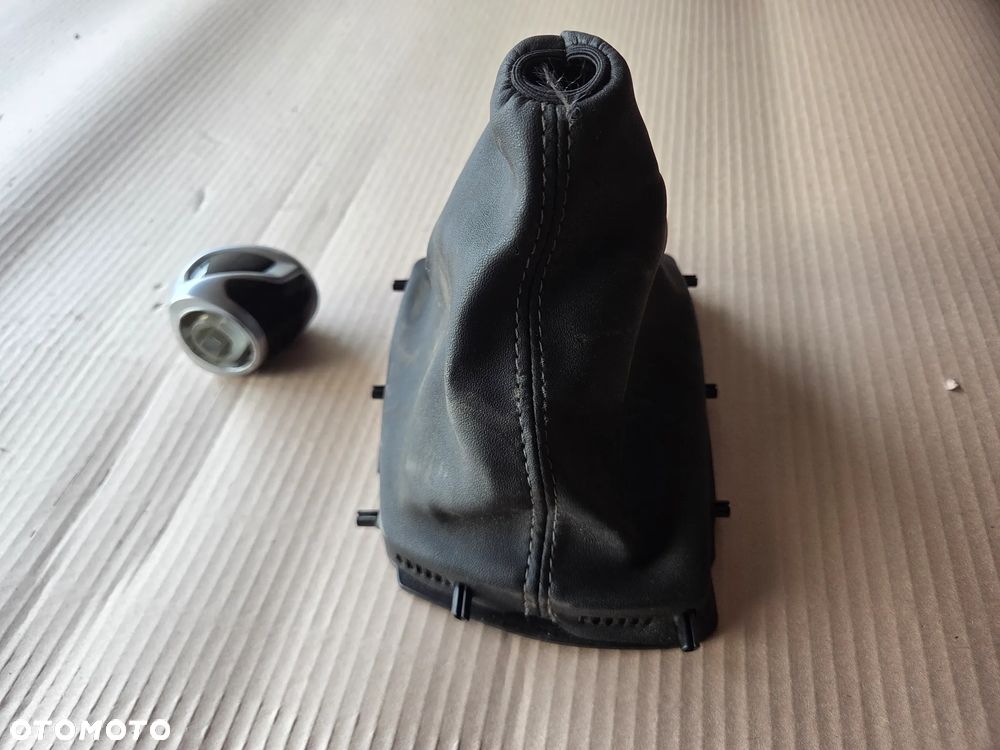 Gałka zmiany biegów Peugeot 308 T9 - 6