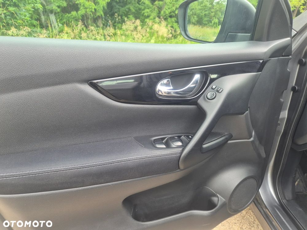 Nissan Qashqai 1.5 dCi N-Tec - 28